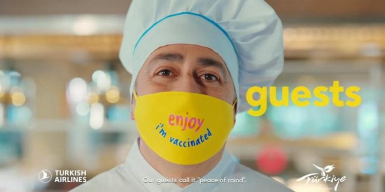 Turizm çalışanlarından Bakan Ersoy’a istifa çağrısı: Onurumuzla oynamanıza izin vermeyeceğiz