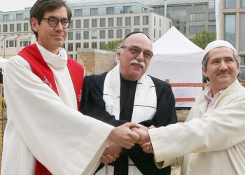 Dışişleri Bakanlığı, Berlin’de temeli atılan ‘House of One’ adlı çok dinli projeye tepki gösterdi