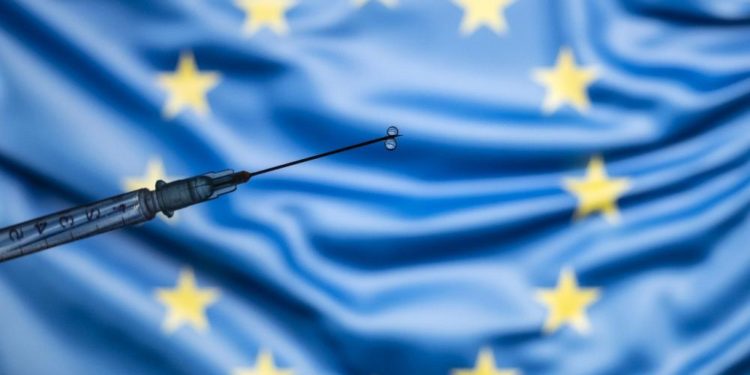 Avrupa Birliği aşı pasaportu üzerinde anlaştı: ‘AB Dijital Covid Sertifikası’nı kim kullanabilecek?