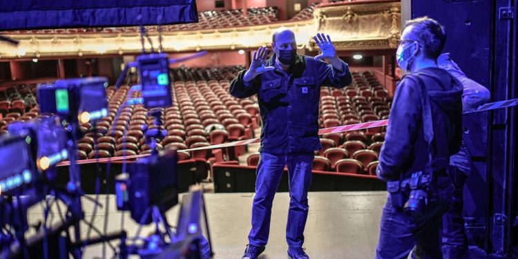 Almanya’da salgından etkilenen kültür sektörüne 2,5 milyar Euro yardım yapılacak