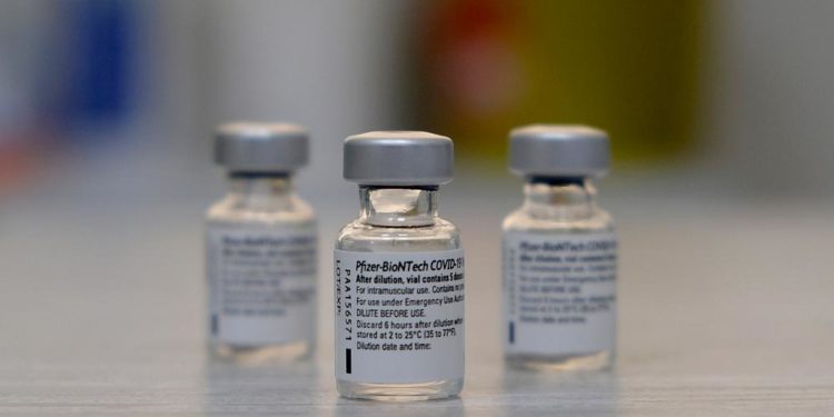 Covid-19 aşıları en az 9 kişiyi daha dolar milyarderi yaptı; Uğur Şahin de yeni zenginler kulübünde