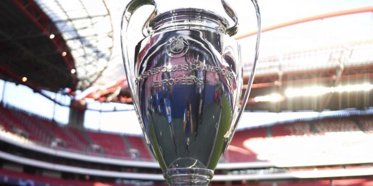 UEFA Şampiyonlar Ligi finali İstanbul’dan alındı, Portekiz’e verildi