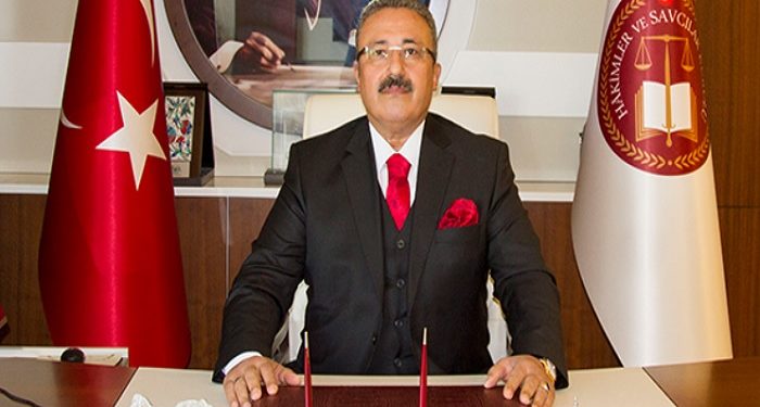 15 Temmuz’da 2 bin 740 hâkim ve savcıyı ihraç eden Mehmet Yılmaz’ın üstü çizildi