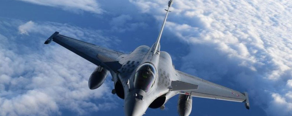 Mısır Fransa'dan 30 Rafale savaş uçağı almak için sözleşme imzaladı