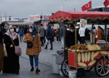 &lsquo;Tam kapanma&rsquo;dan sonra her hafta bir a&ccedil;ılma