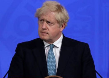 İngiltere Başbakanı Johnson: Hindistan varyantı normalleşme sürecini olumsuz etkileyebilir