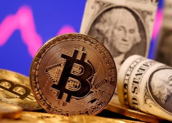 Bitcoin, Elon Musk'ın paylaşımları sonrası yüzde 9 değer kaybederek Şubat ayından bu yana en düşük seviyeye indi