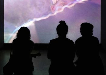 17. İstanbul Bienali sergileri 2022'ye ertelendi