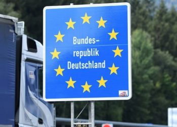 AB, sınırlarını iki doz aşısı tamamlananlara açma kararı aldı