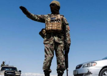 Afganistan'da bir camide cuma namazı sırasında bomba patlatıldı: 12 ölü