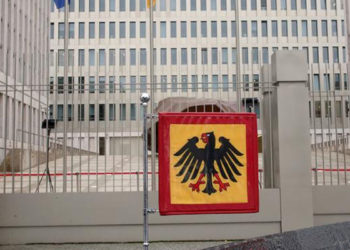 Alman istihbarat teşkilatı Instagram'a girdi