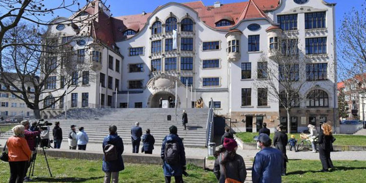 Almanya'da okulların kapanmasının en büyük mağduru göçmen çocuklar