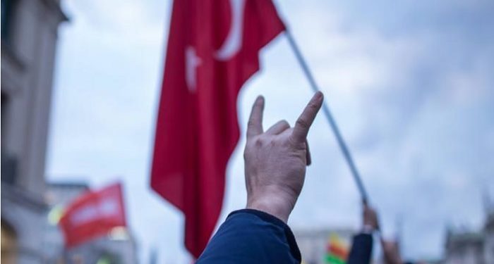 Almanya’da ‘ülkücü tehlike’ uyarısı