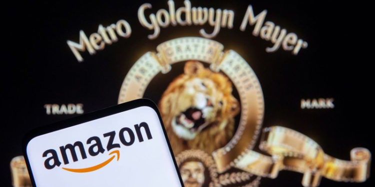 Amazon'dan medyada dev satın alma