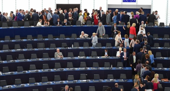 Avrupa Parlamentosunun ‘en sert’ Türkiye raporu: KHK’lılar için hukukî yollar tıkalı