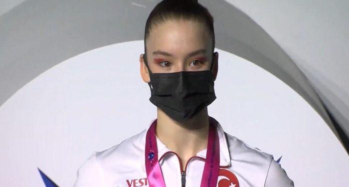 Ayşe Begüm Onbaşı, Dünya şampiyonu oldu