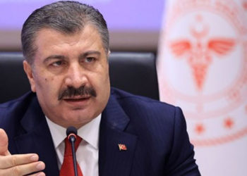 Bakan Koca: Sevinçleri paylaşırken riskten uzak duralım