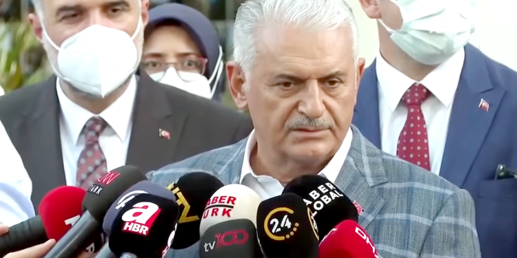 Binali Yıldırım’dan yeni açıklama: Oğlum Venezuela’ya biraz meraktan biraz da hayır işi için gitti