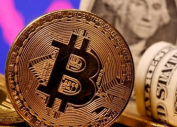 Bitcoin, Elon Musk'ın paylaşımları sonrası yüzde 9 değer kaybederek Şubat ayından bu yana en düşük seviyeye indi