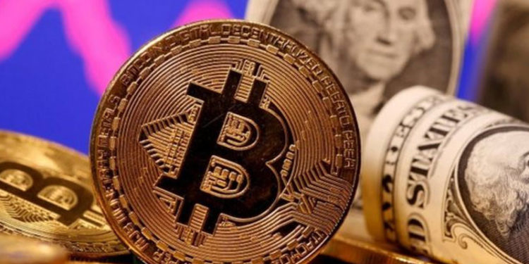 Bitcoin, Elon Musk'ın paylaşımları sonrası yüzde 9 değer kaybederek Şubat ayından bu yana en düşük seviyeye indi