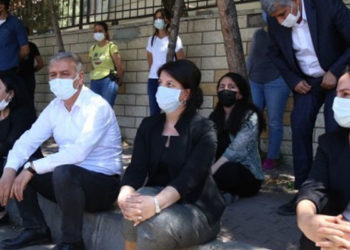 Buldan gözaltına alınan Şenyaşar ailesinin yerine adalet nöbetinde