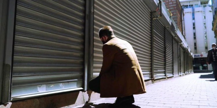 CHP'li Ağbaba: Esnafa destek sigortası hayata geçirilmeli