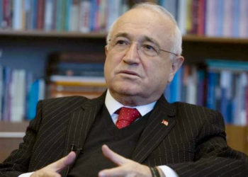 Cemil Çiçek’ten Sedat Peker yorumu: İddialar için savcılar harekete geçmeli