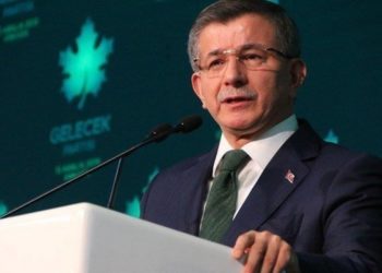 Davutoğlu kendisini hainlikle suçlayan Erdoğan’a 'hodri meydan' dedi