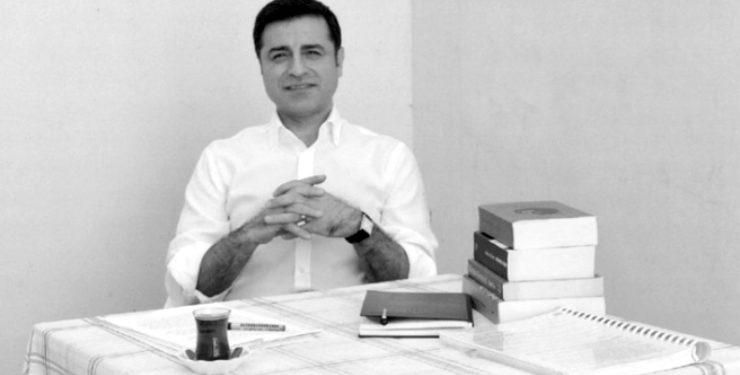 Demirtaş: Sizi perişan eden Covid-19 değil, AKP-128