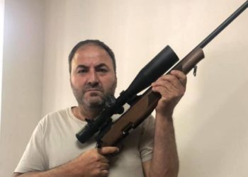 Din kültürü öğretmeninden muhaliflere silahlı tehdit