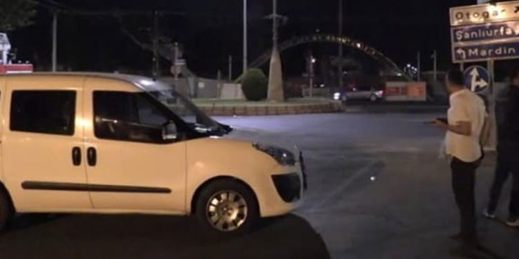 Diyarbakır’da askeri üsse maket uçaklarla saldırı girişimi