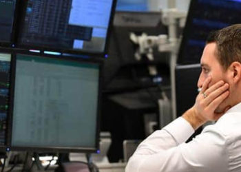 Dolar milyarderleri blok halinde hisse satıyor