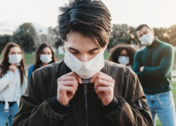 Doç. Dr. Nejat Altıntaş: Maske takmak, aşı olanlar için hastalığın bulaşmasını engelleyecektir