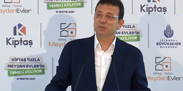 Ekrem İmamoğlu, film gibi yolsuzluğu tane tane anlattı
