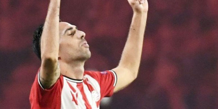 Eran Zahavi maça giderken telefonda evindeki soyguna tanıklık etti