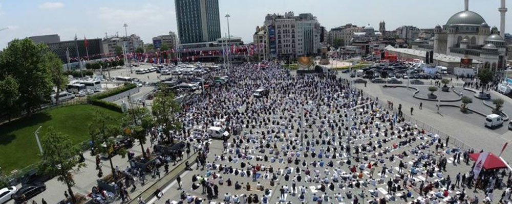 Erdoğan'ın ilk kez 1994'te gündeme getirdiği Taksim Camii ibadete açıldı