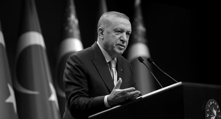 Erdoğan: Haziranda tedbirler gevşetilecek