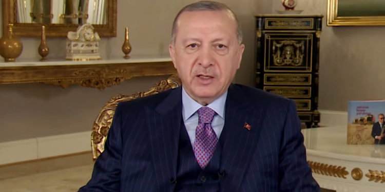 Erdoğan: Bayram sonrası kontrollü normalleşme adımları atacağız
