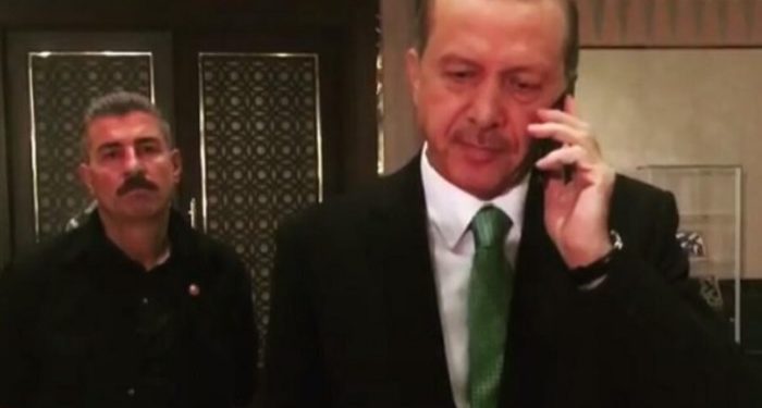 Erdoğan’ın yeğeni tarafından ölümle tehdit edilen kişi, cumhurbaşkanına hakaretten tutuklandı