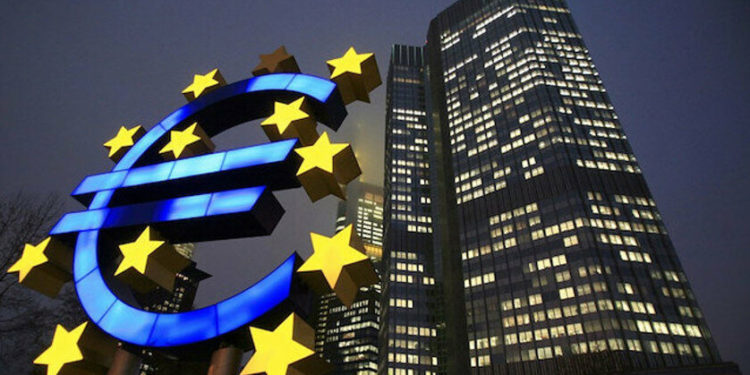 Euro Bölgesi ekonomisi ilk çeyrekte yüzde 1,8 daraldı