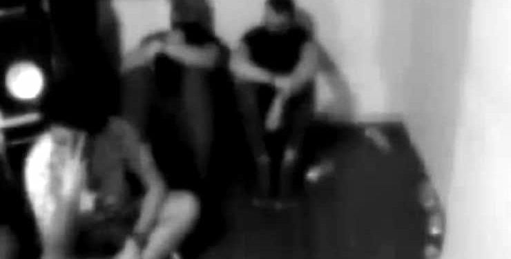 Evde parti düzenleyen 23 kişiye toplam 80 bin lira ceza