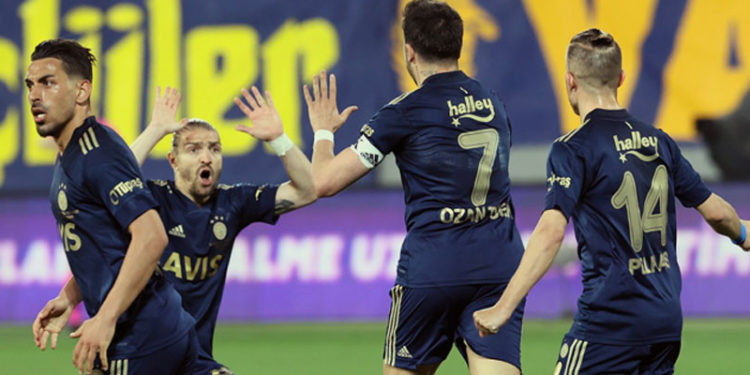 Fenerbahçe, Ankaragücü deplasmanında son saniyede güldü