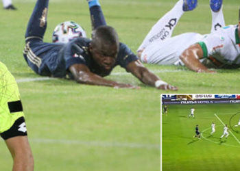 Fenerbahçe'den kural hatası açıklaması: Alanyaspor maçı, Fenerbahçe'nin penaltı atışıyla başlanarak yeniden oynanmalı