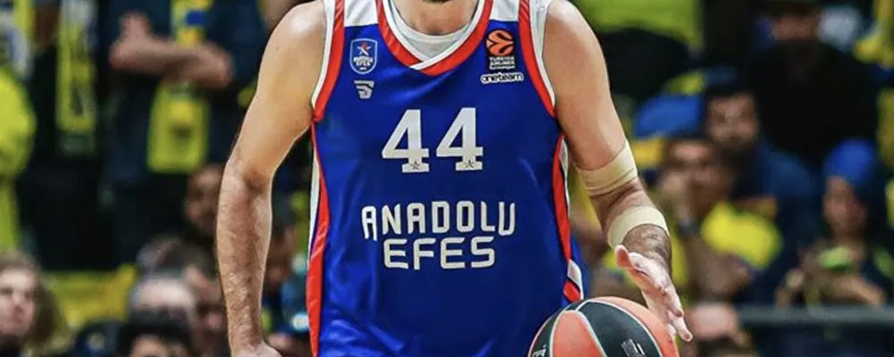 Final Four öncesi kriz: 'Almanya, Anadolu Efes yöneticileri ve sporcu ailelerine vize vermedi' iddiası