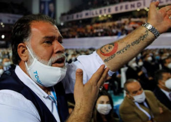 Fotoğraflarla ‘corona’ya ‘meydan okunan’ AKP kongresi - Galeri - HABERDAR