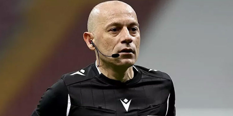 Galatasaray-Beşiktaş derbisini Cüneyt Çakır yönetecek