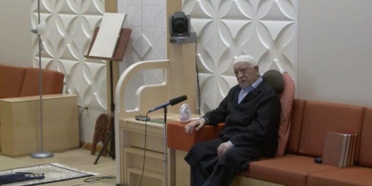 Gülen, ‘Bir Başka Zaman Ramazan’da…