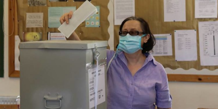 Güney Kıbrıs Rum Yönetimi'nde Neo-Nazi Altın Şafak'la bağlantılı aşırı sağcı ELAM oylarını ikiye katladı