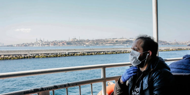 Harvard Üniversitesi'nden Prof. Hotamışlıgil: Geleceği açıklanan aşılar gelirse, Türkiye bu yaz salgını tamamen bitirebilir