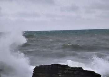 Hava sıcaklıkları Türkiye'nin kuzey, iç ve batı kesimlerinde 6-12 derece azalacak